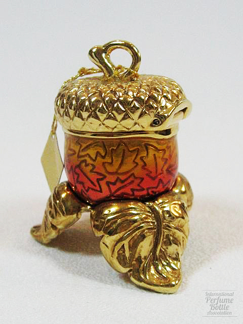 Acorn Amulet Solid Perfume by Estée Lauder