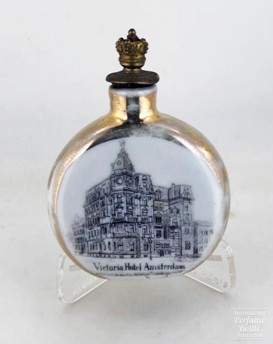 Victoria Hotel in Amsterdam by Farina