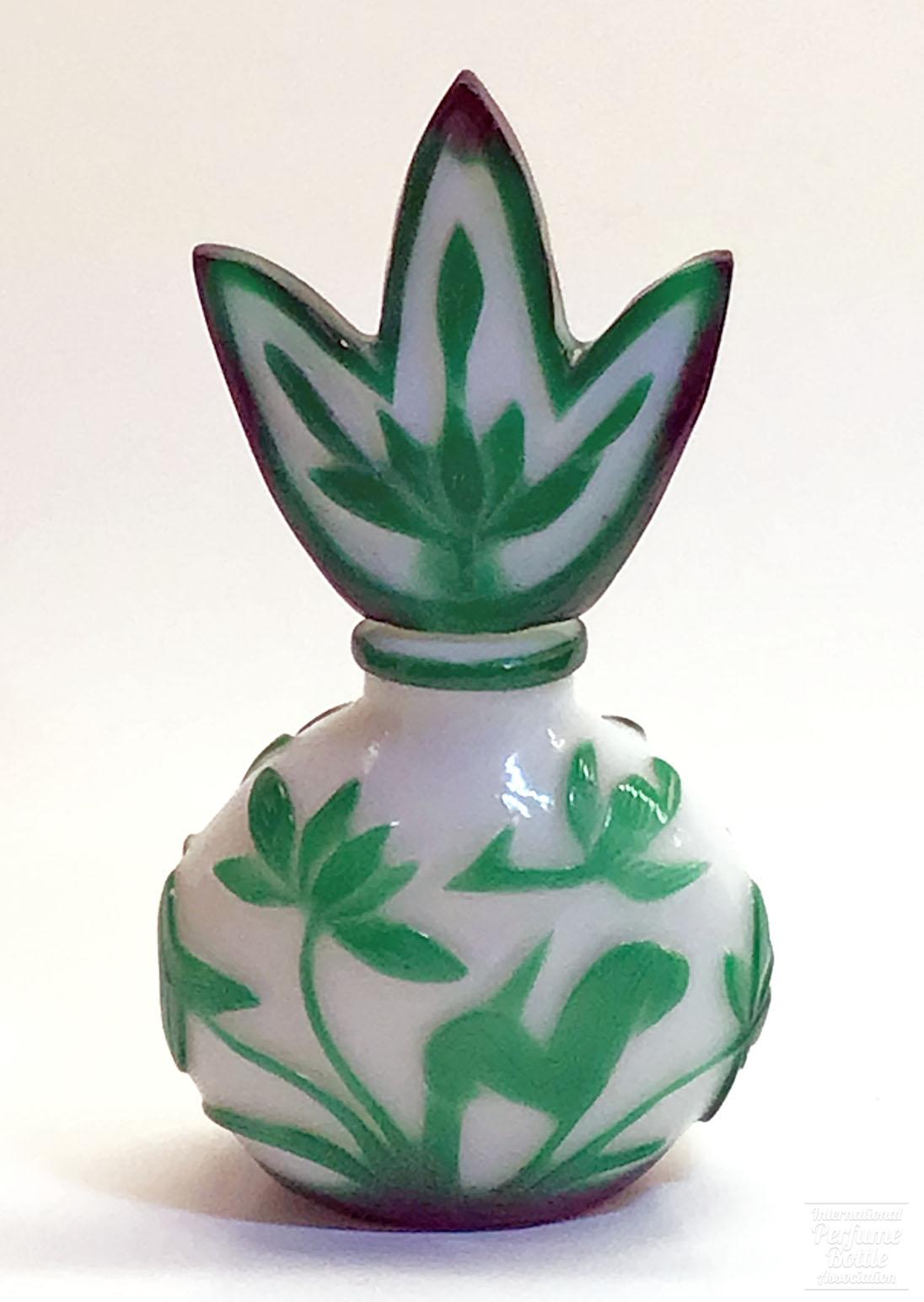 Peking Cameo Glass Bottle With Trident Stopper