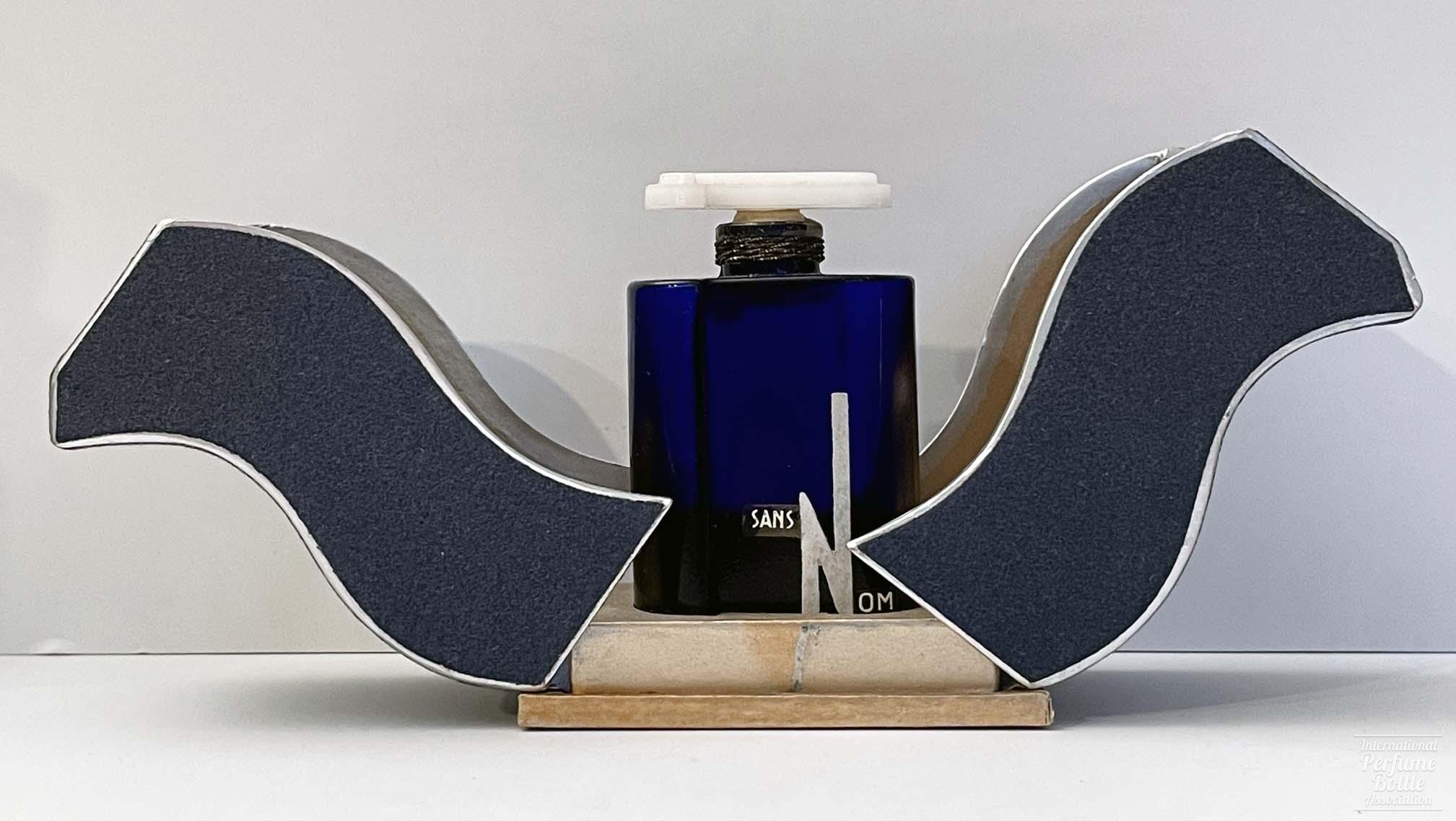 "Sans Nom" by Molnar