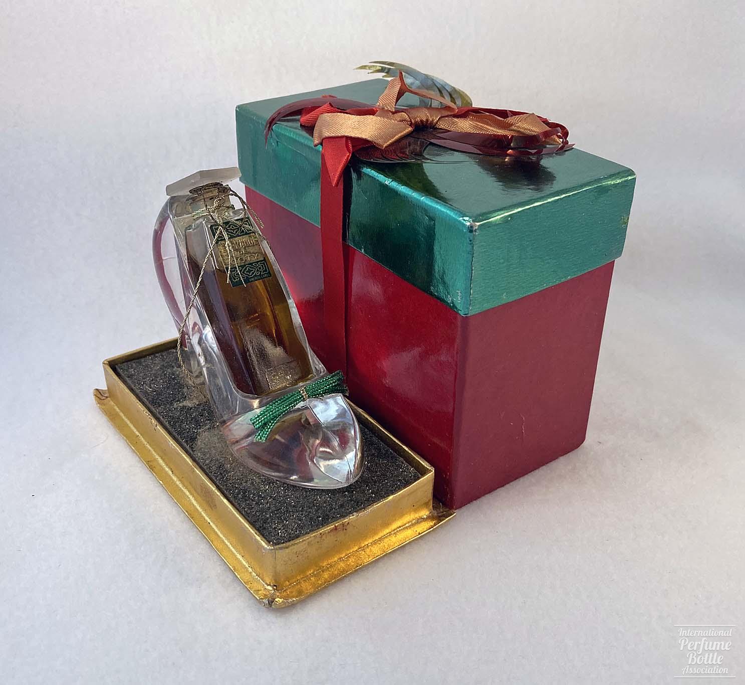 "Emeraude" Cinderella Slipper Presentation by Coty