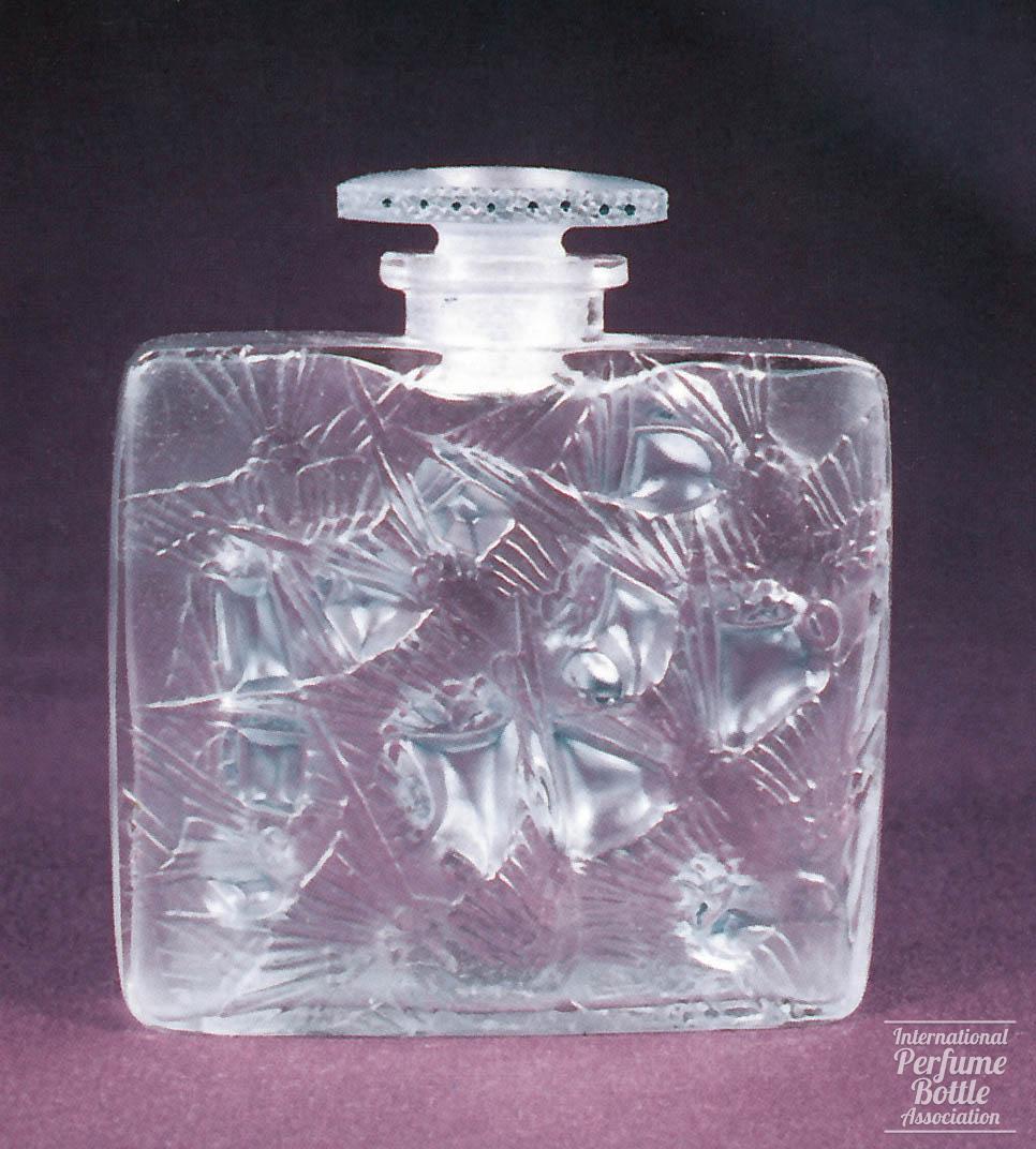 "Carré Hirondelles" by Maison Lalique